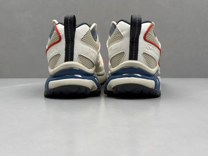 Flexible Salomon Shoes 4097