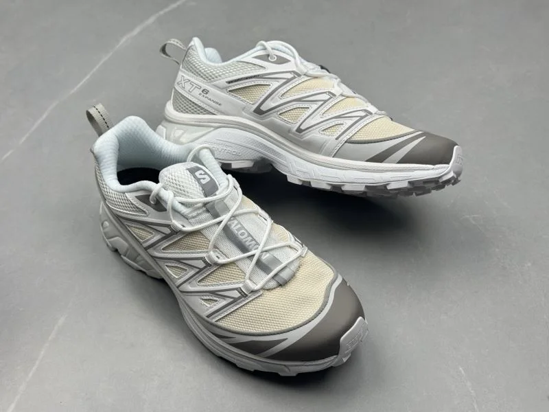 Salomon Shoes Compact 4085