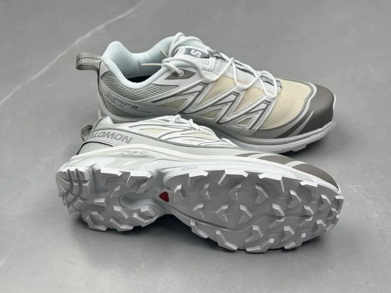Salomon Shoes Compact 4085