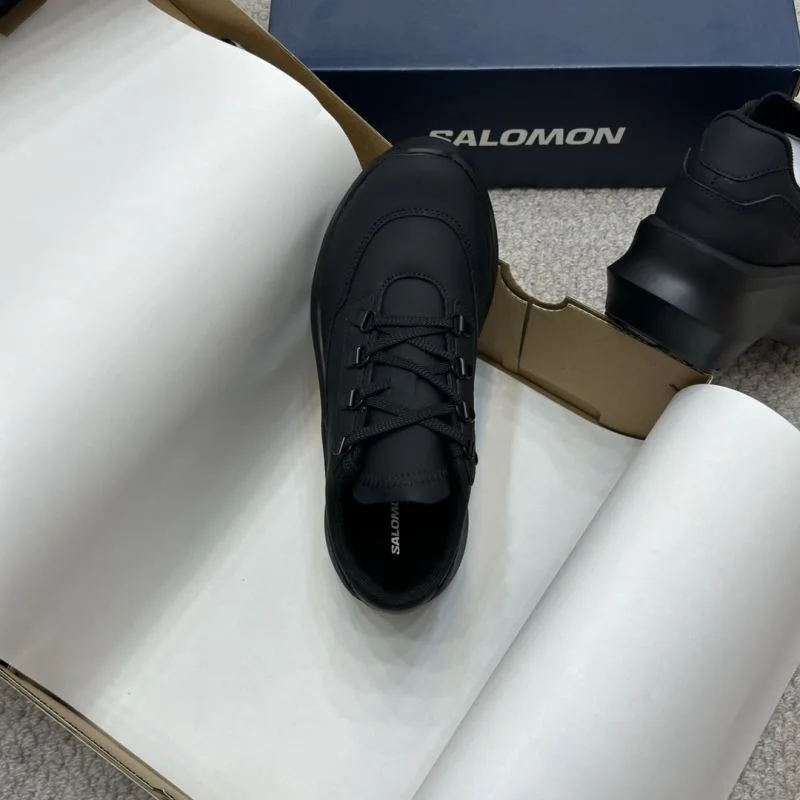 Salomon Shoes Lightweight 7337