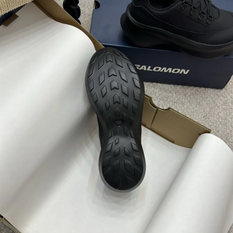 Salomon Shoes Lightweight 7337