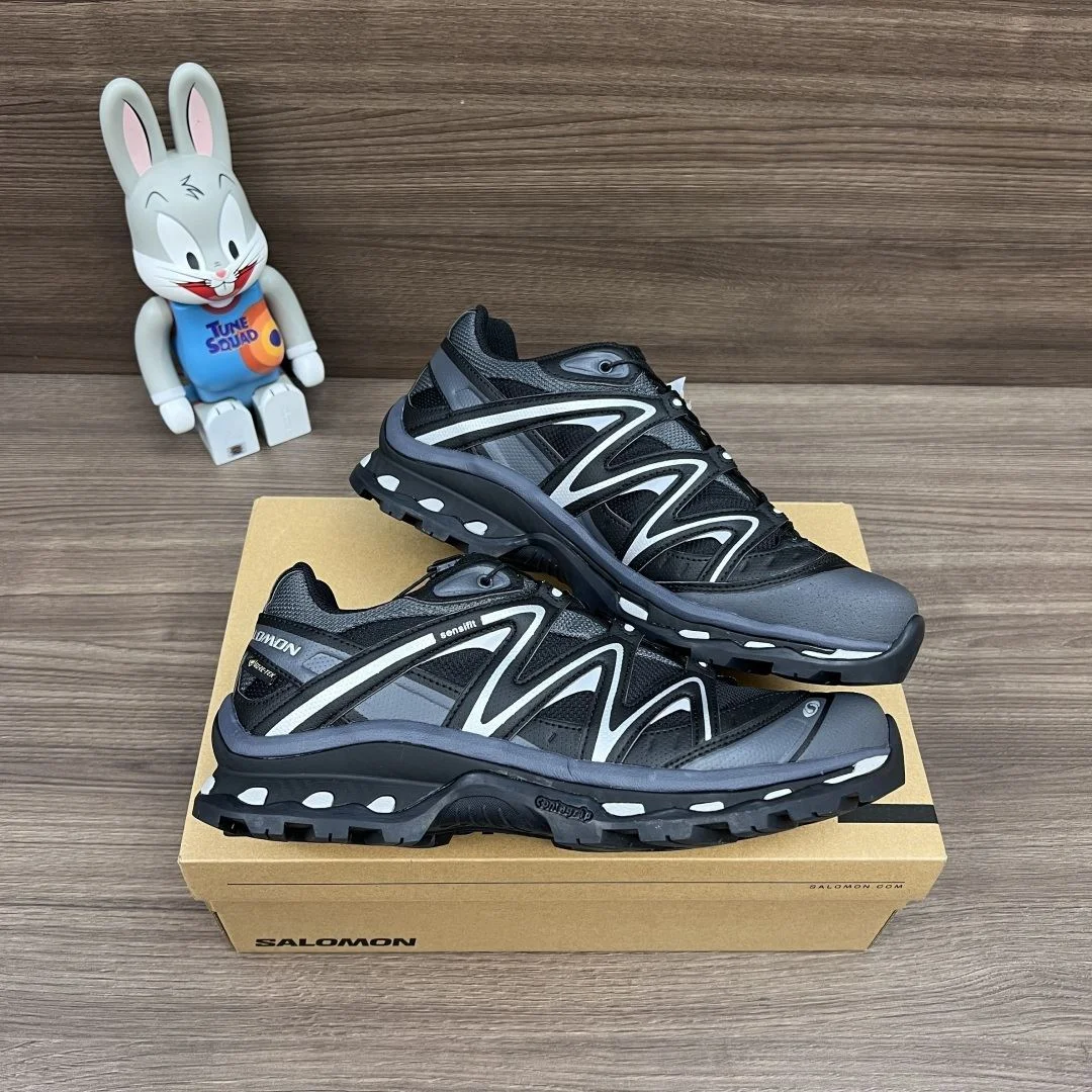 StreetReady Salomon Shoes 5802