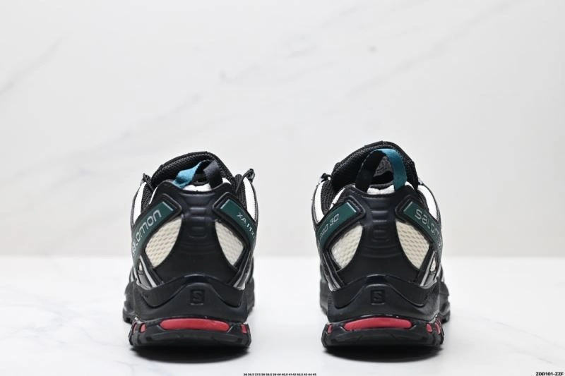 RelaxedFit Salomon Shoes 2921