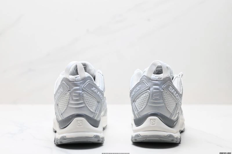 Versatile Salomon Shoes 2941