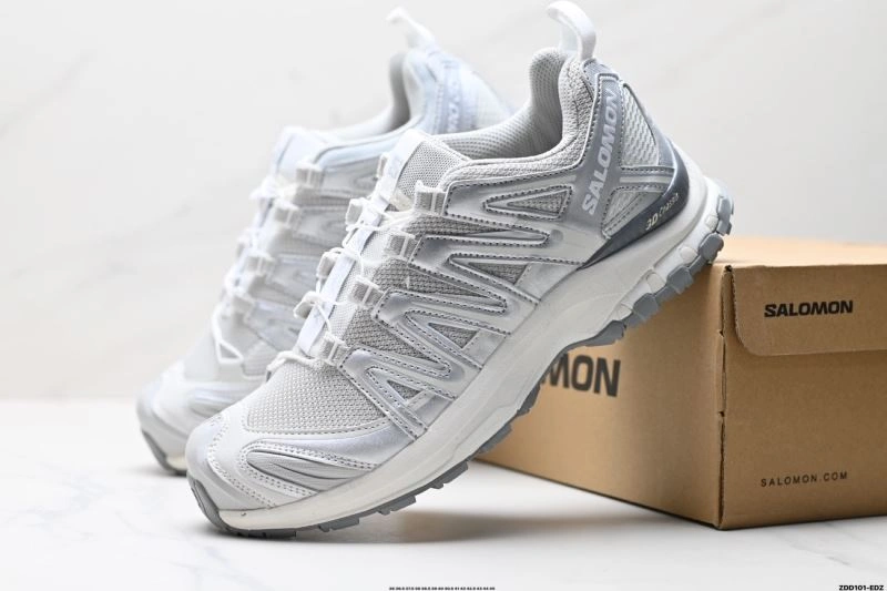 Versatile Salomon Shoes 2941