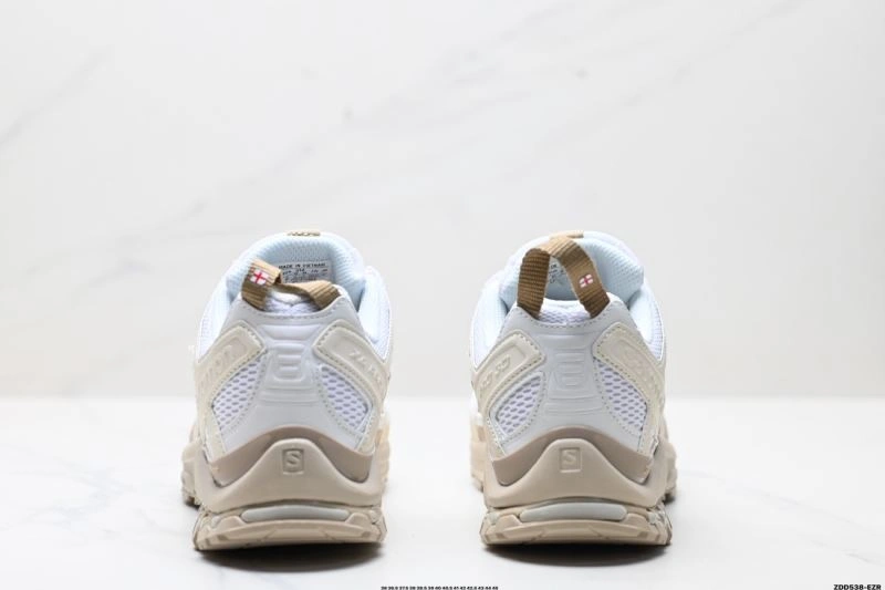 Supportive Salomon Shoes 2913
