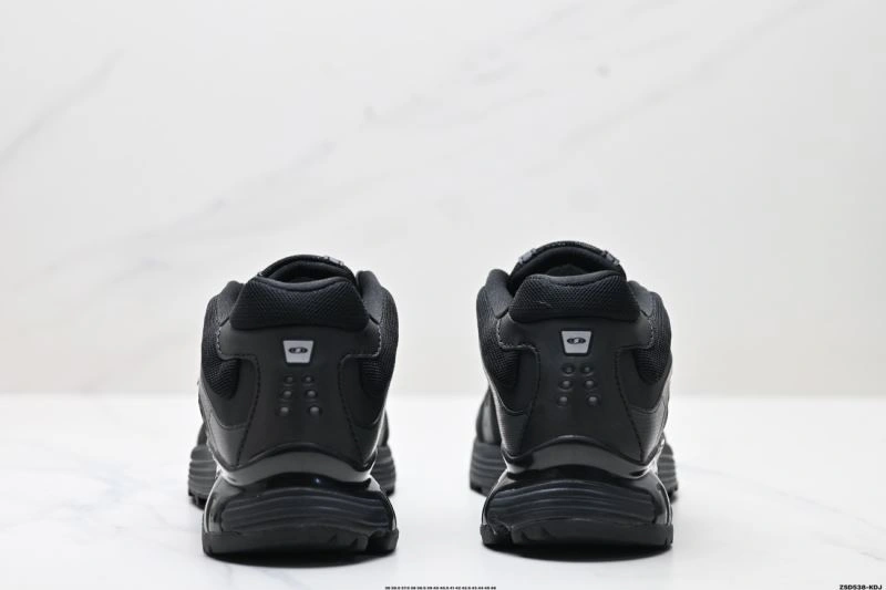 Salomon Shoes Compact 2899