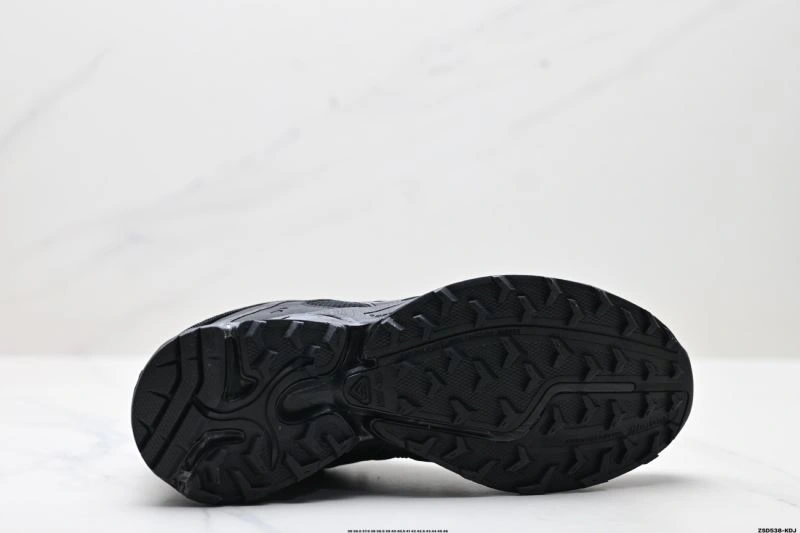 Salomon Shoes Compact 2899