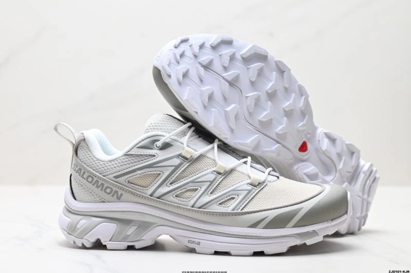 Flexible Salomon Shoes 2904