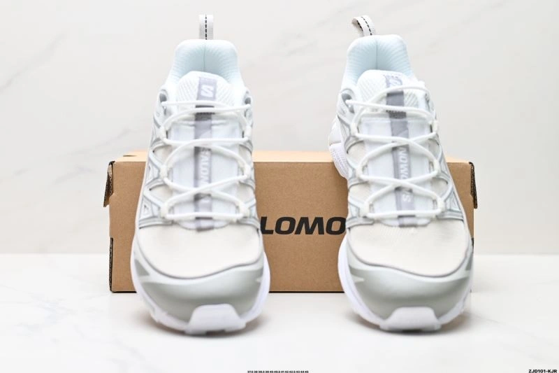 Flexible Salomon Shoes 2904