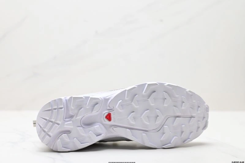 Flexible Salomon Shoes 2904