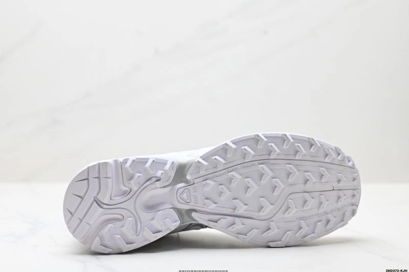 RelaxedFit Salomon Shoes 1735