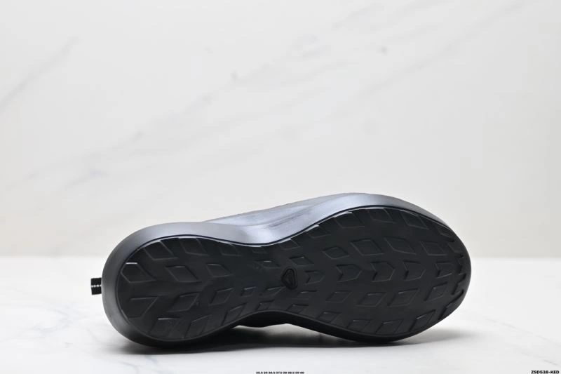 SmoothTexture Salomon Shoes 1712