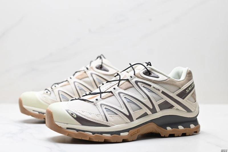 FlexibleFit Salomon Shoes 1713