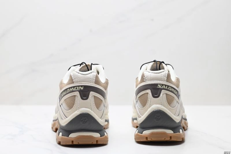 FlexibleFit Salomon Shoes 1713