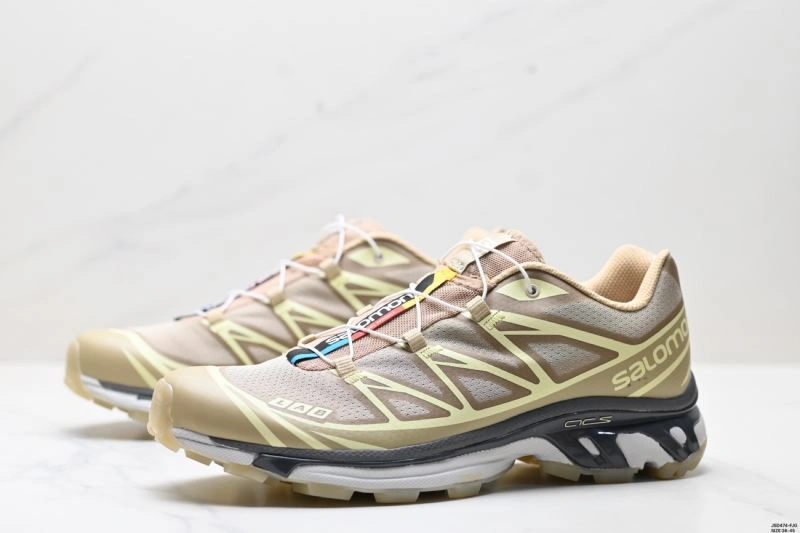 Salomon Shoes UrbanChic 1709
