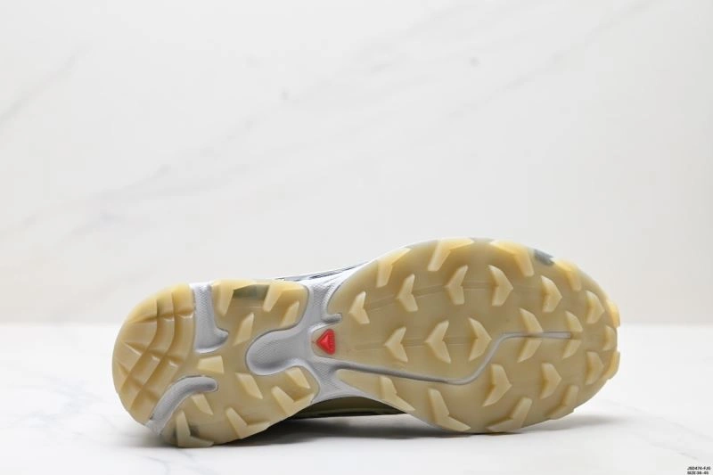 Salomon Shoes UrbanChic 1709