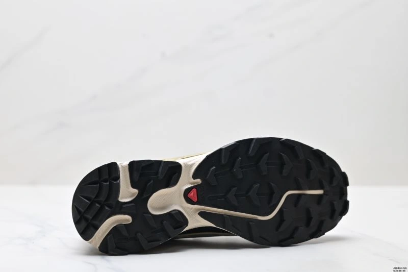Salomon Shoes UrbanChic 1699
