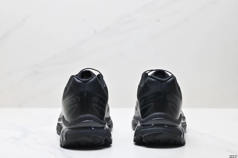 Salomon Shoes Sporty 1705