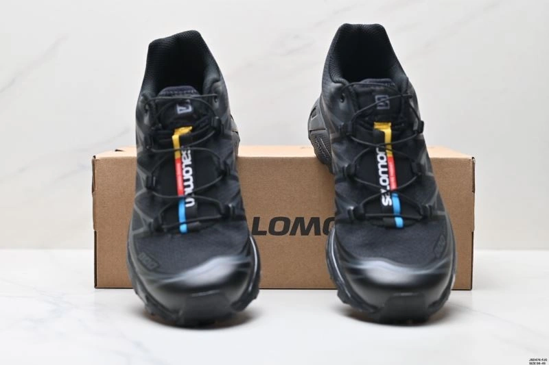 Salomon Shoes Sporty 1705