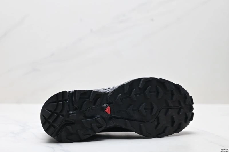 Salomon Shoes Sporty 1705