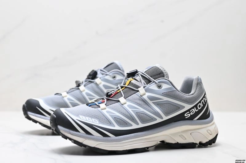Salomon Shoes Comfortable 1702