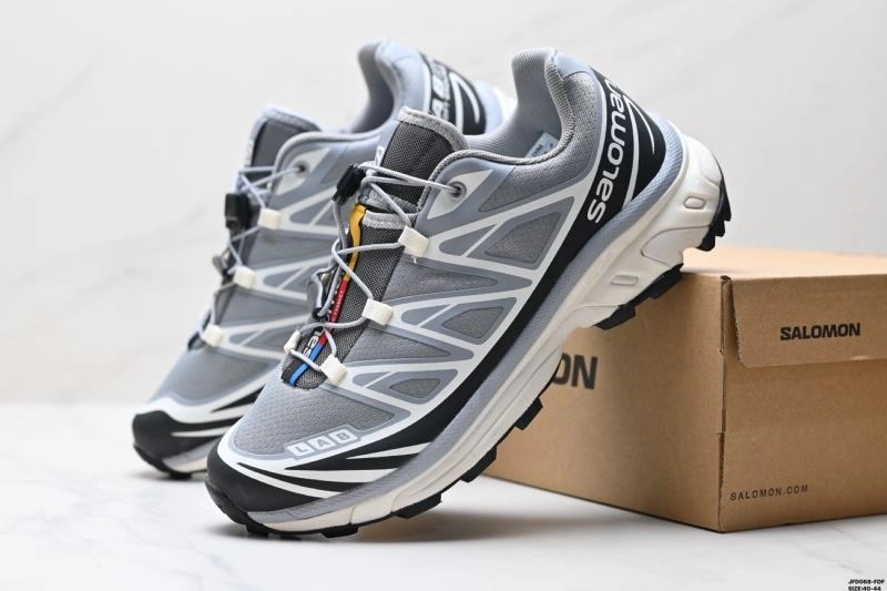 Salomon Shoes Comfortable 1702