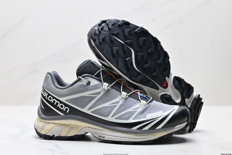 WrinkleFree Salomon Shoes 1693