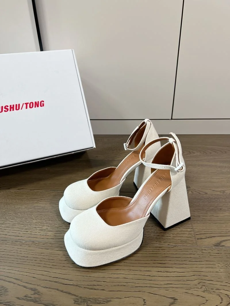 WaterResistant Shushutong Sandals 11257
