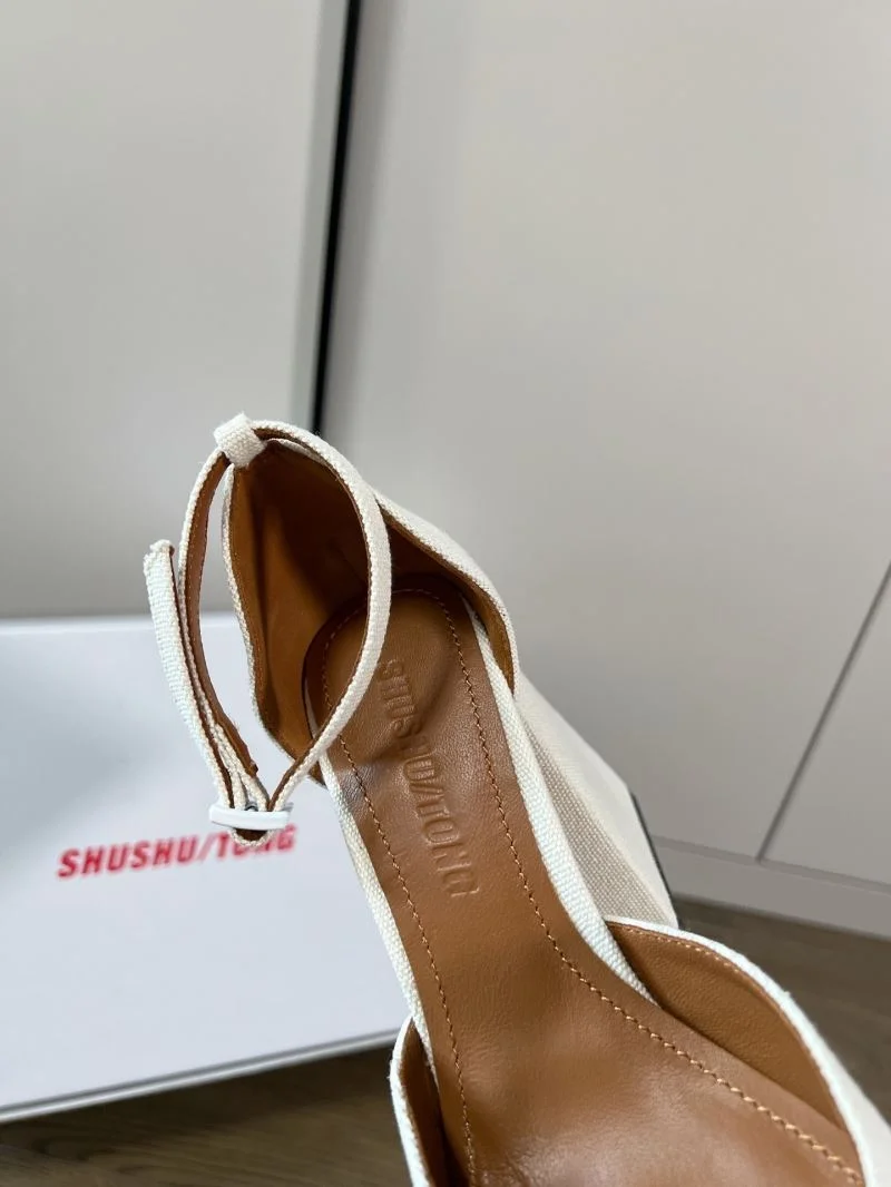 WaterResistant Shushutong Sandals 11257