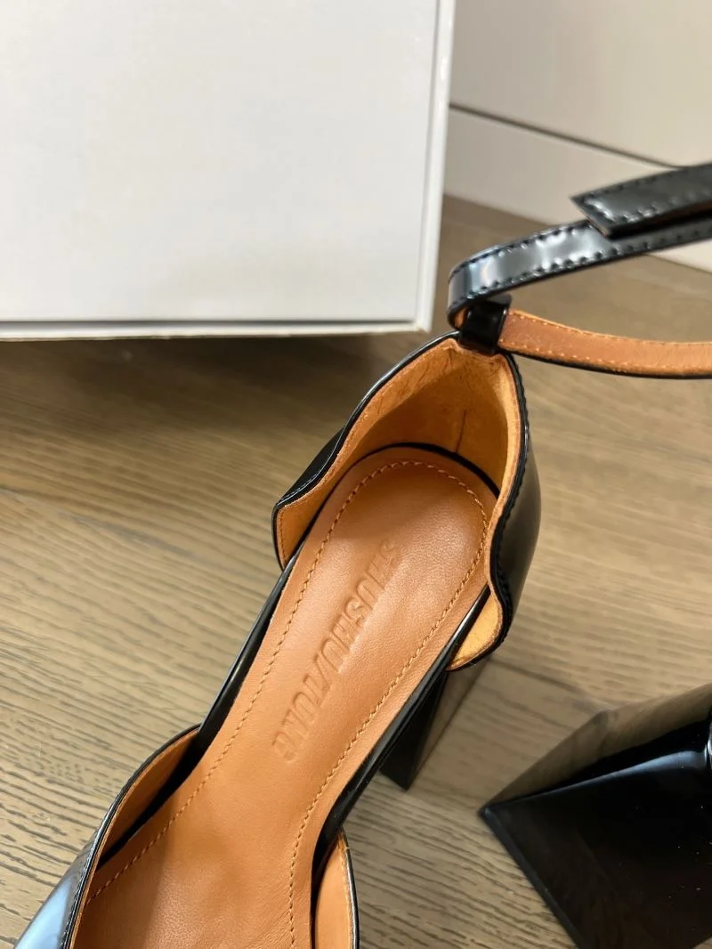 ModernLook Shushutong Sandals 11261