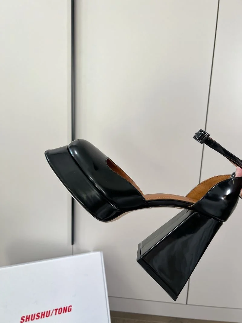 ModernLook Shushutong Sandals 11261