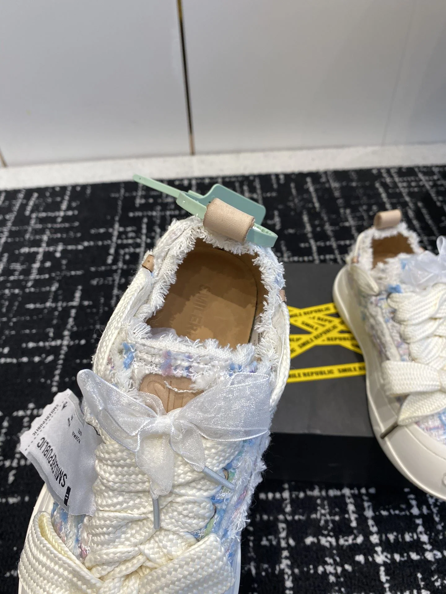 WaterResistant Smilerepublic Shoes 7319