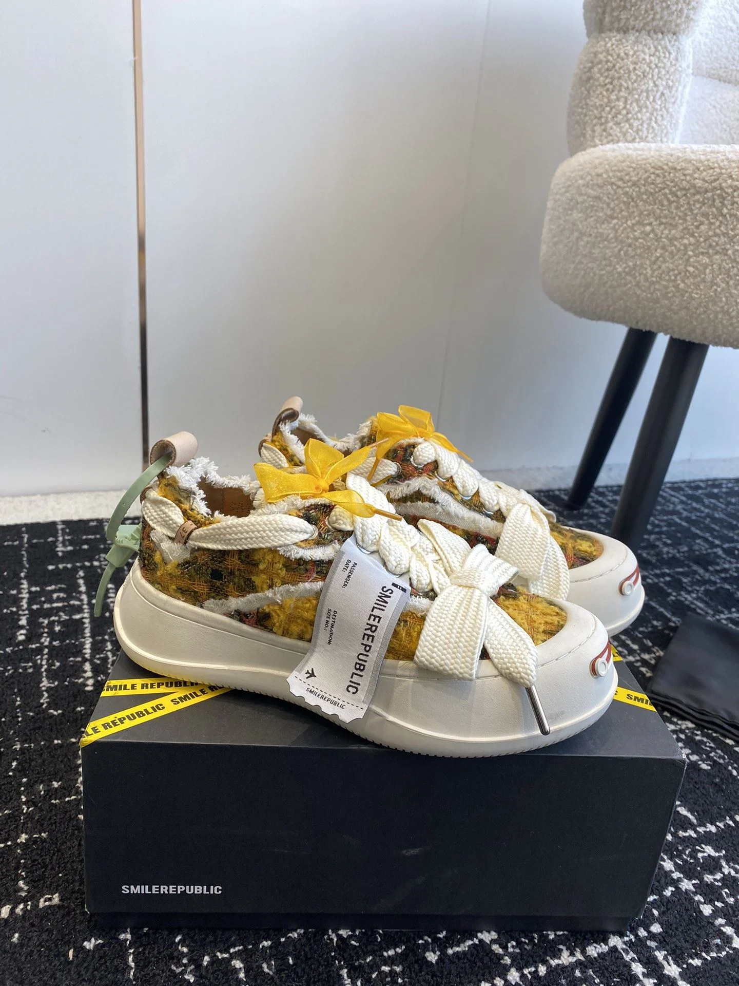 Smilerepublic Shoes Neat 7311