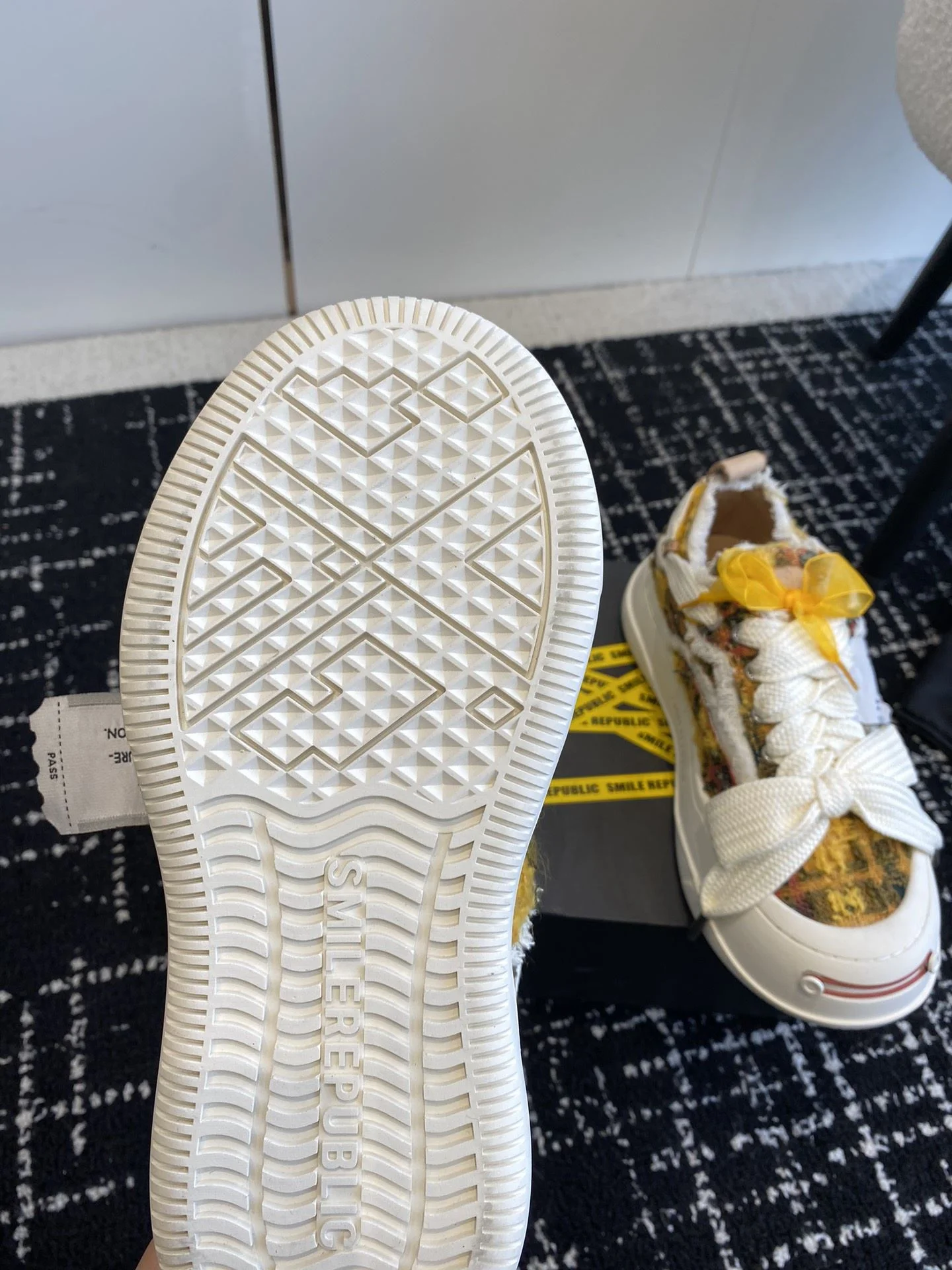 Smilerepublic Shoes Neat 7311