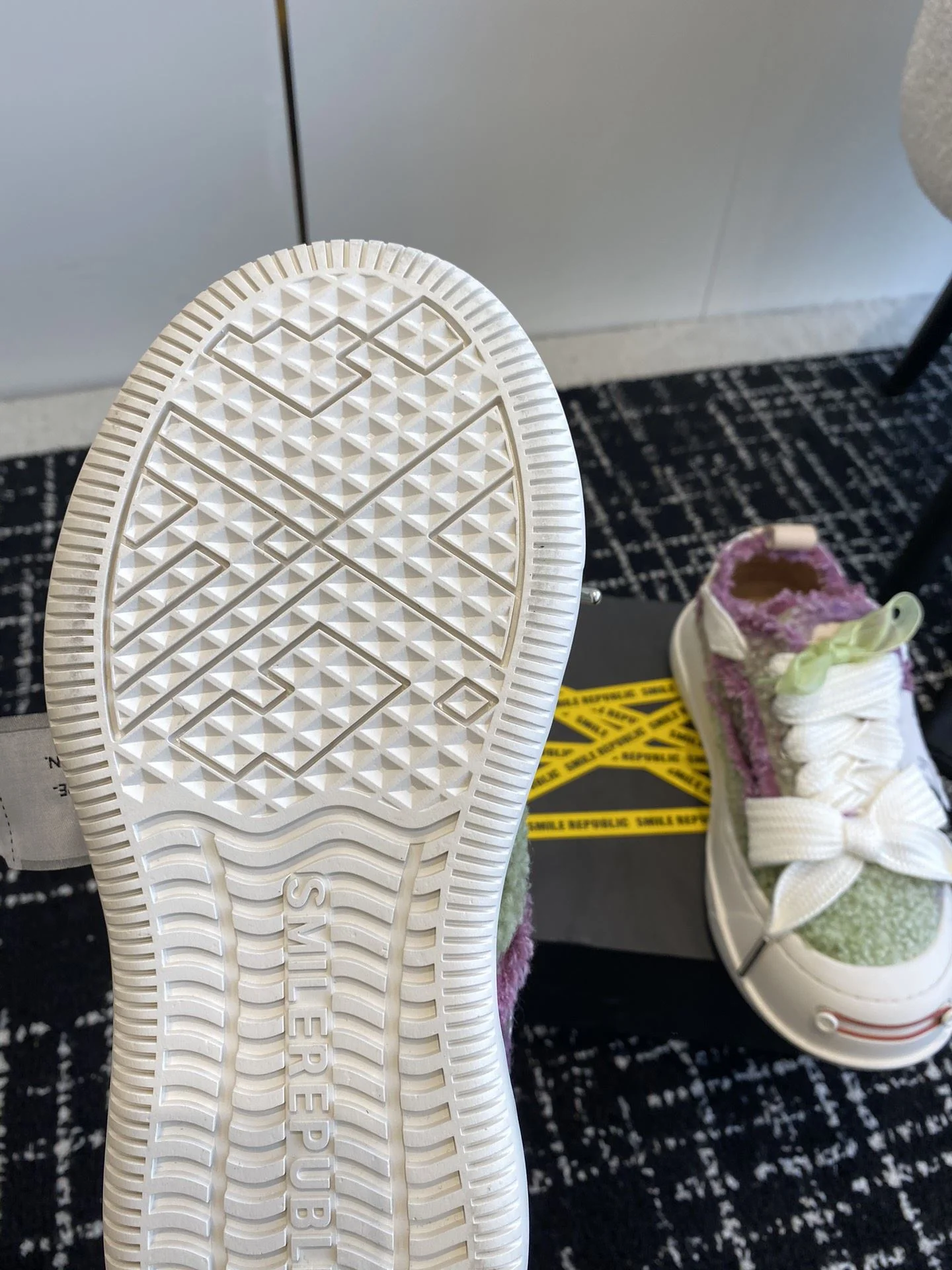 FreshLook Smilerepublic Shoes 7285