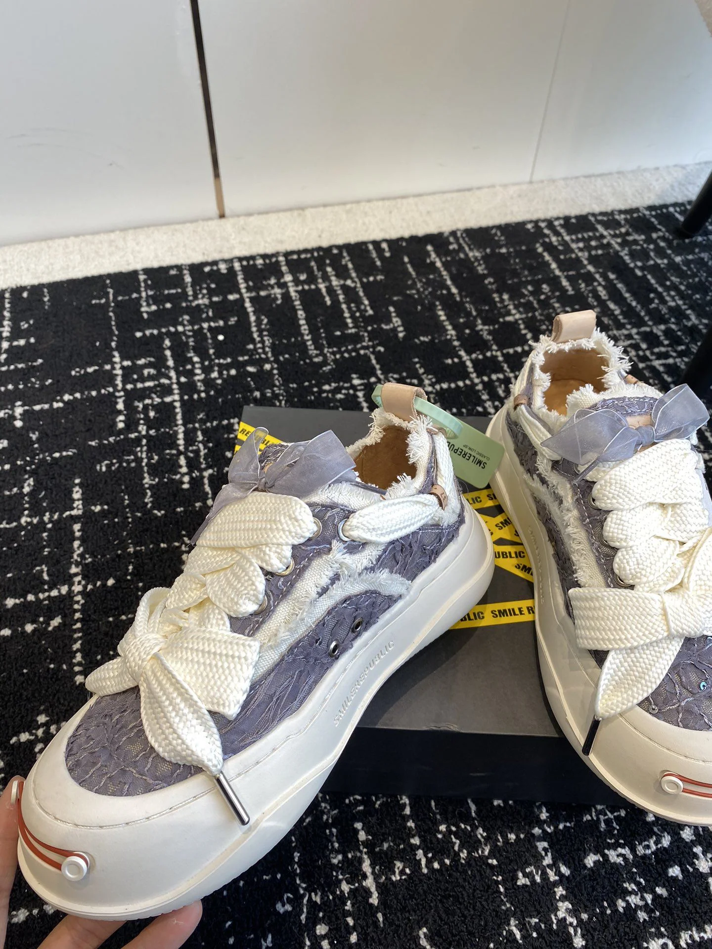 Smilerepublic Shoes Original 7249