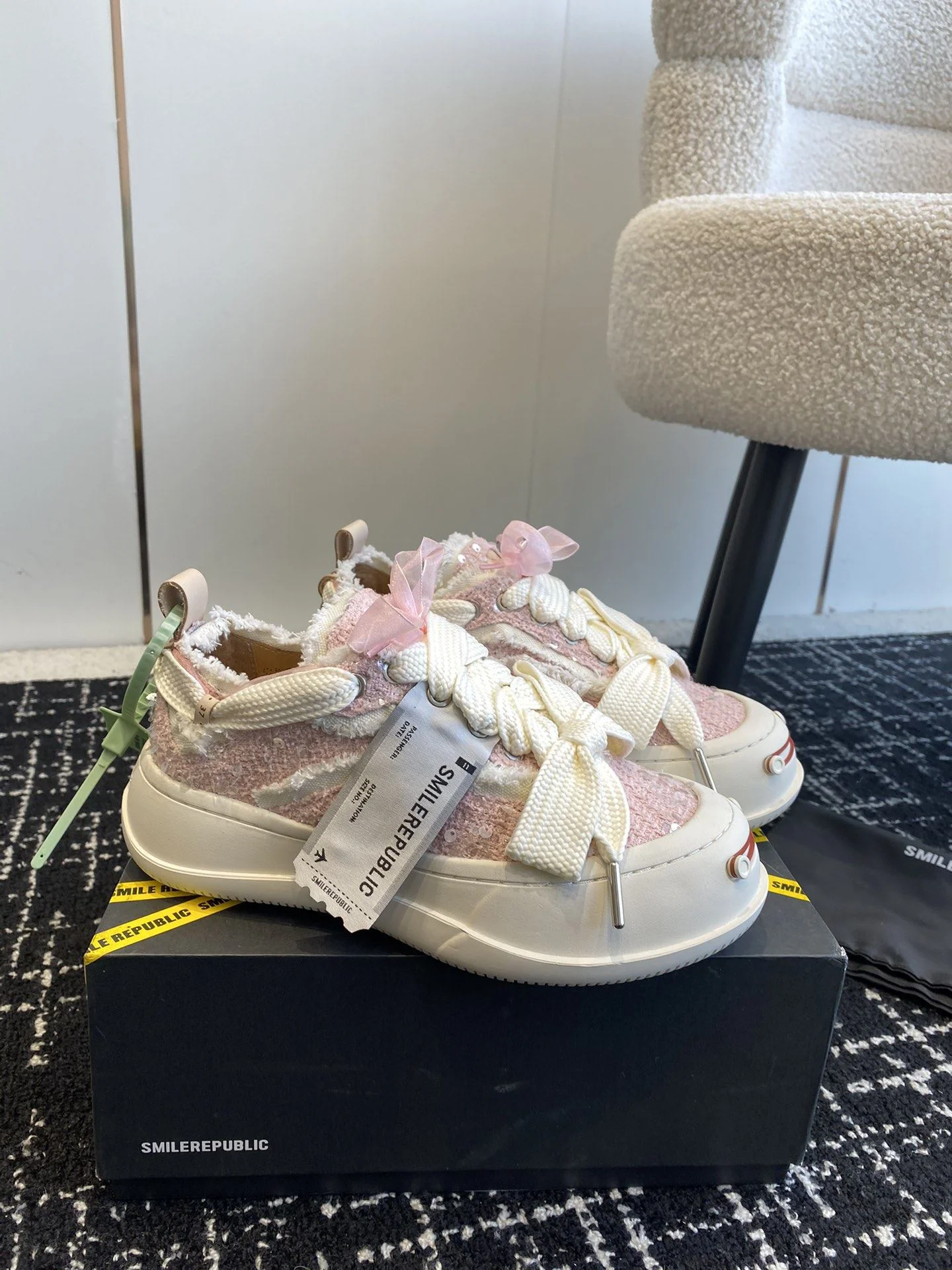 WeatherProof Smilerepublic Shoes 7320