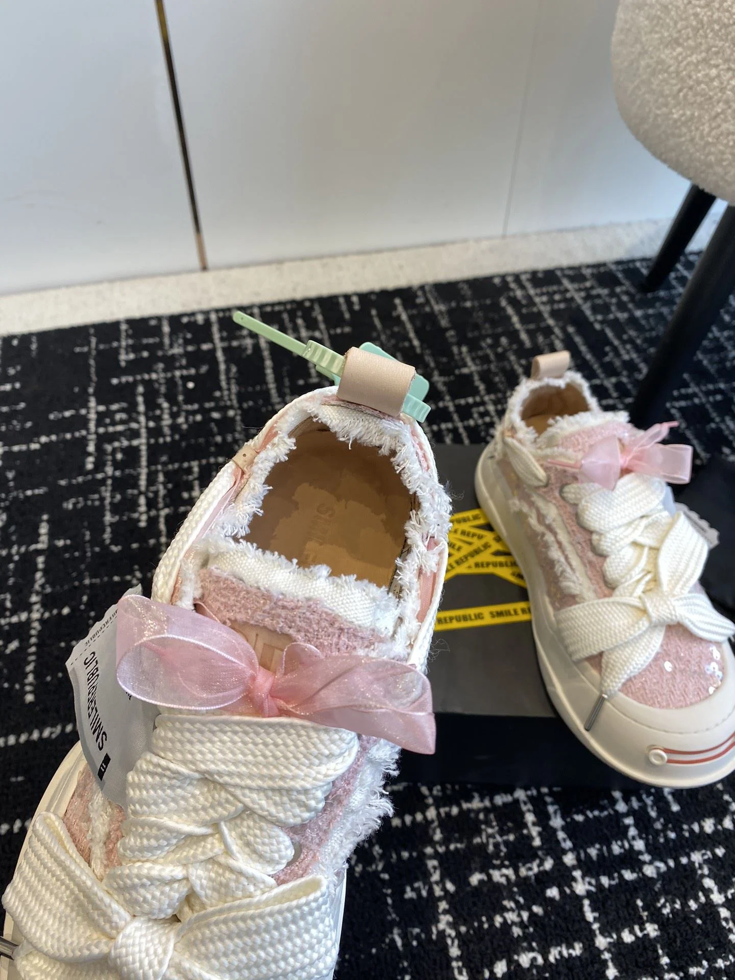 WeatherProof Smilerepublic Shoes 7320