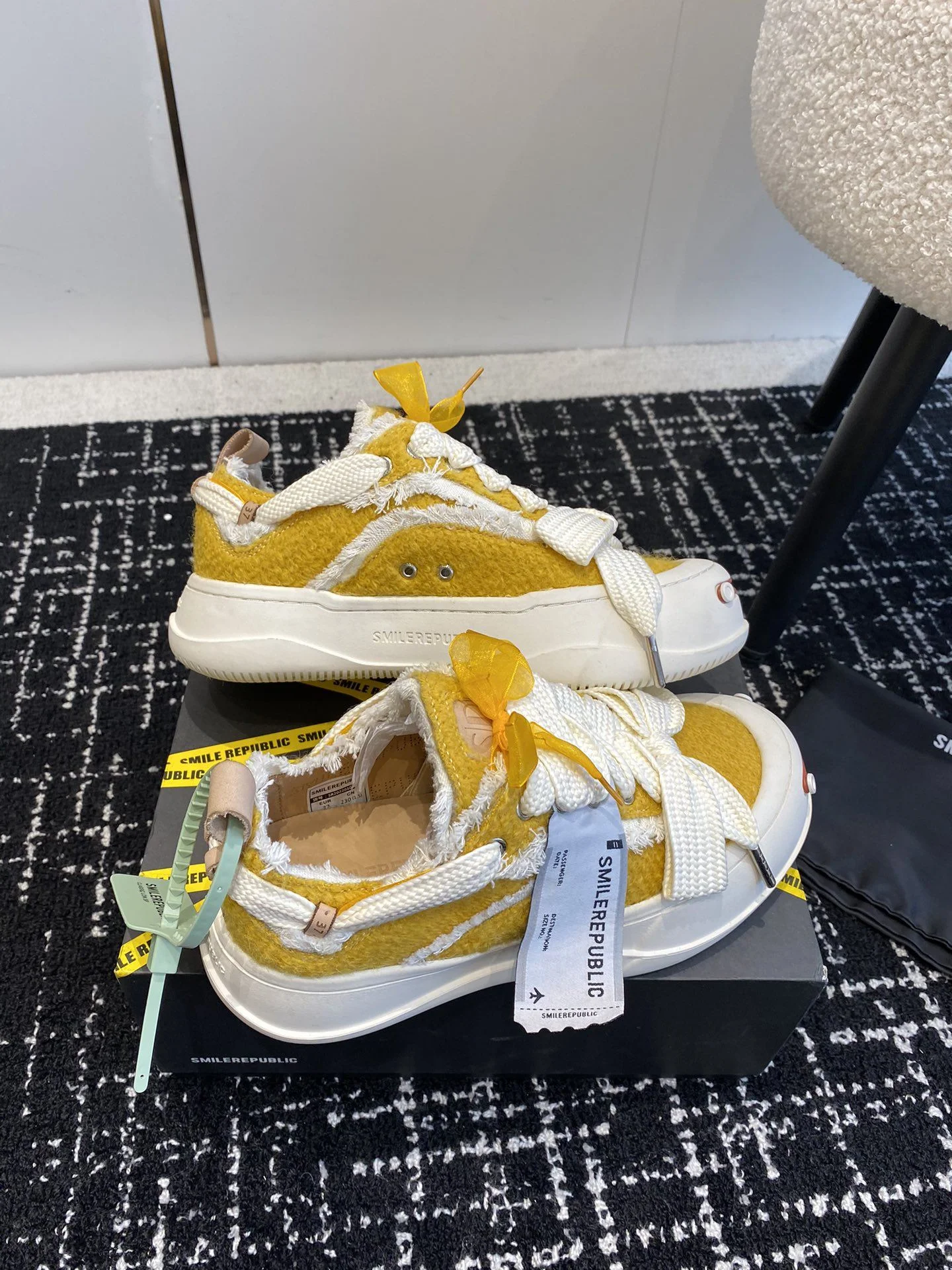 Smilerepublic Shoes Minimalist 7277