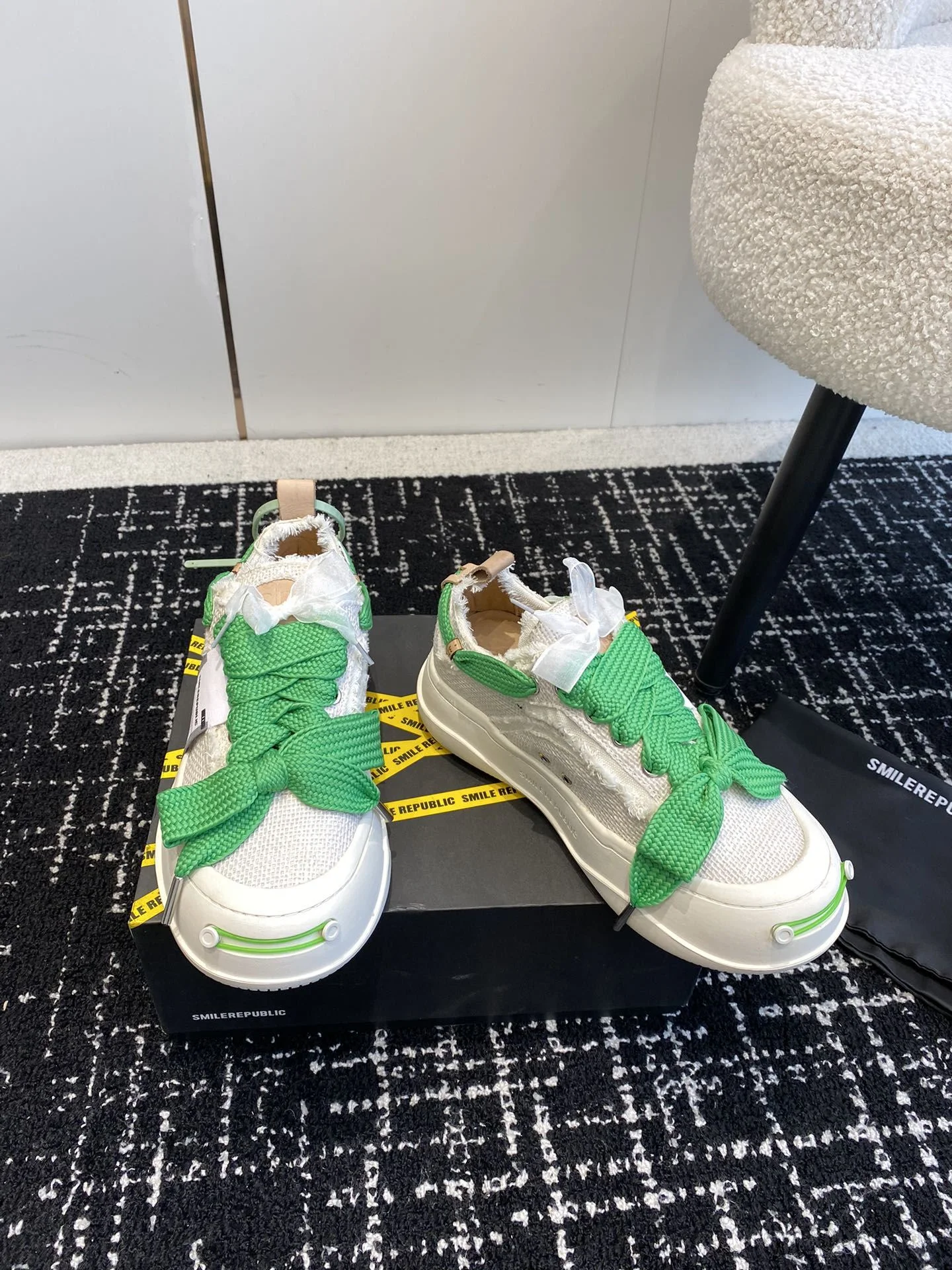 WeatherProof Smilerepublic Shoes 7263