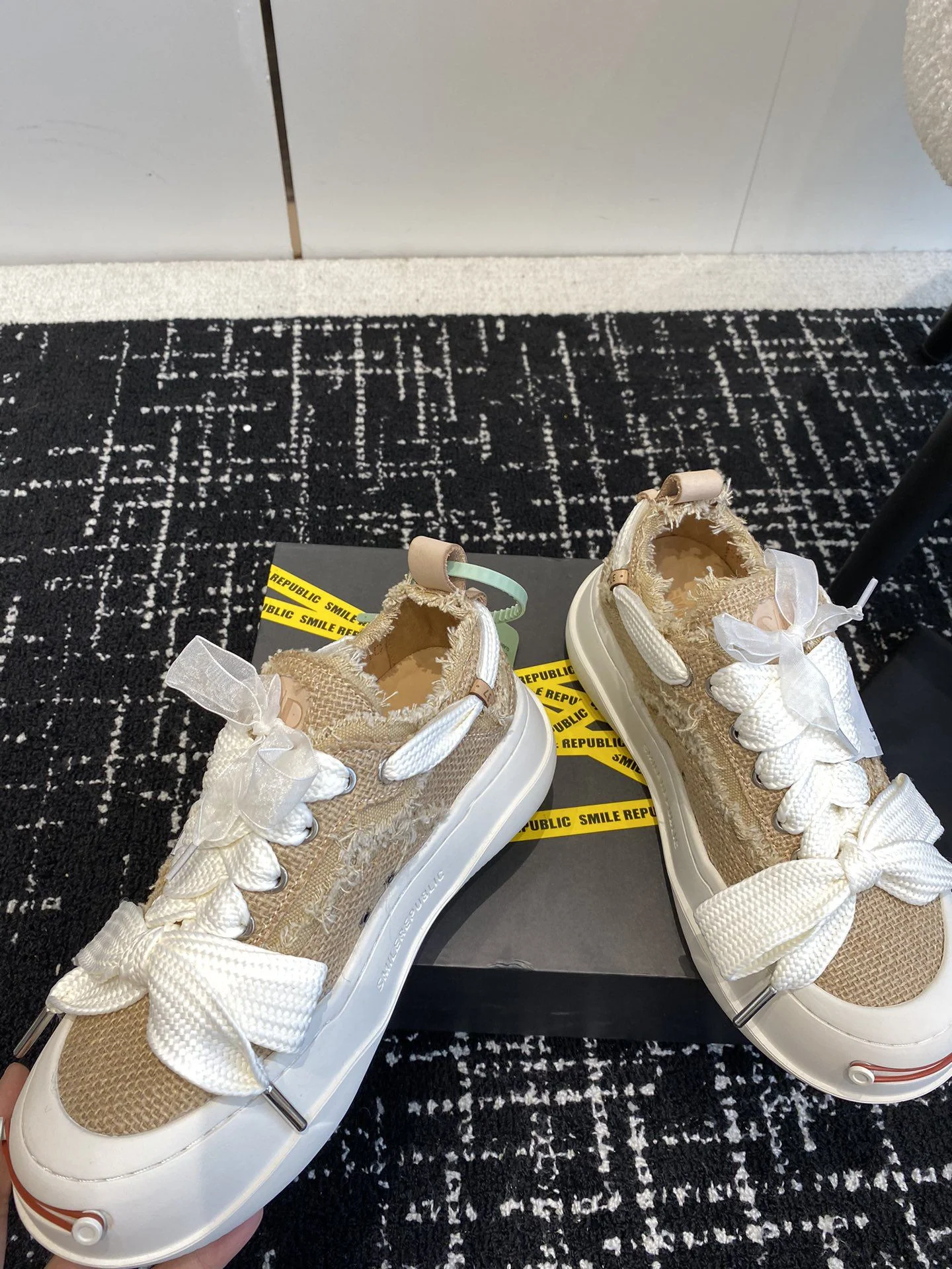 Smilerepublic Shoes Bright 7233