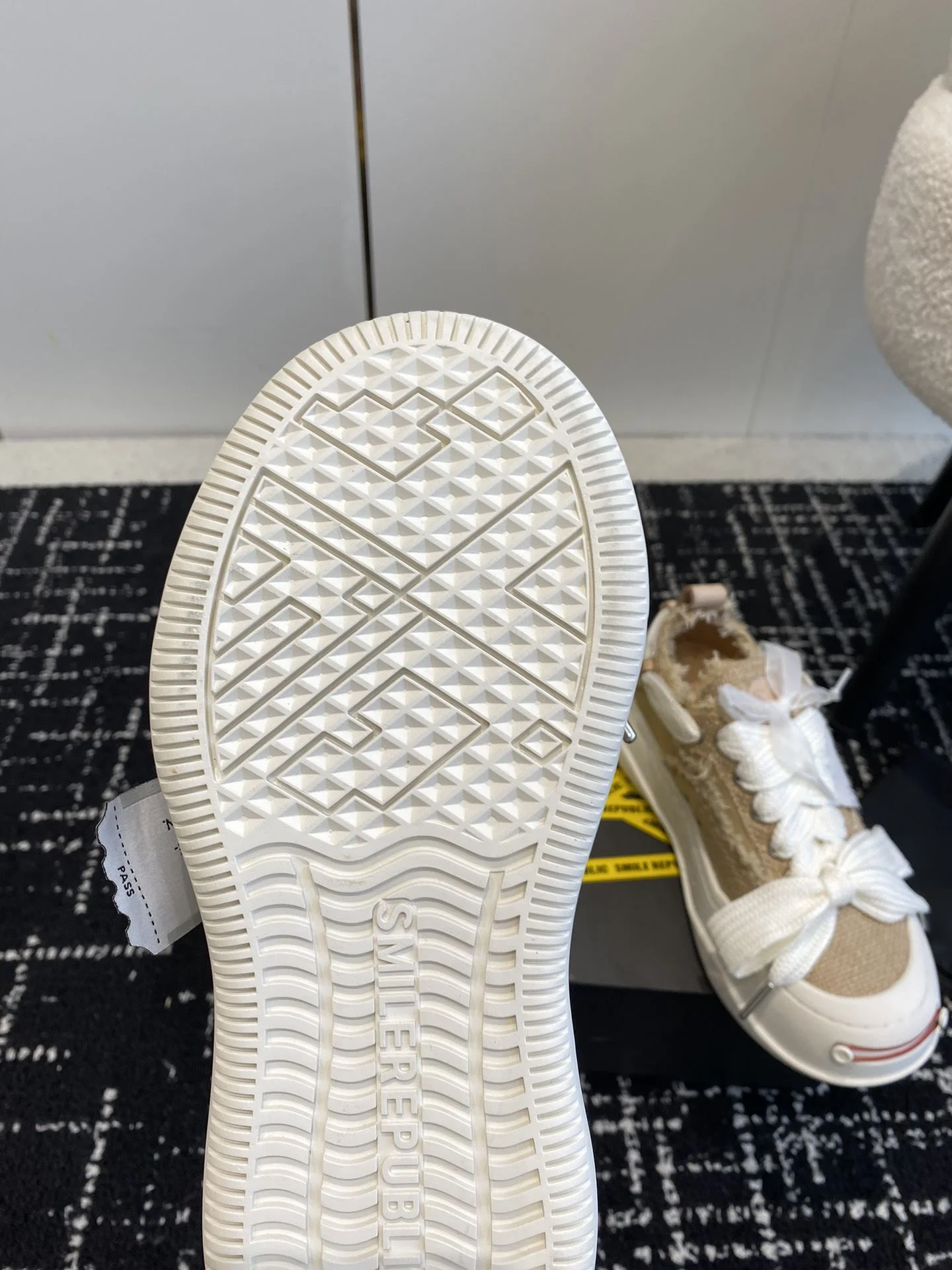 Smilerepublic Shoes Bright 7233