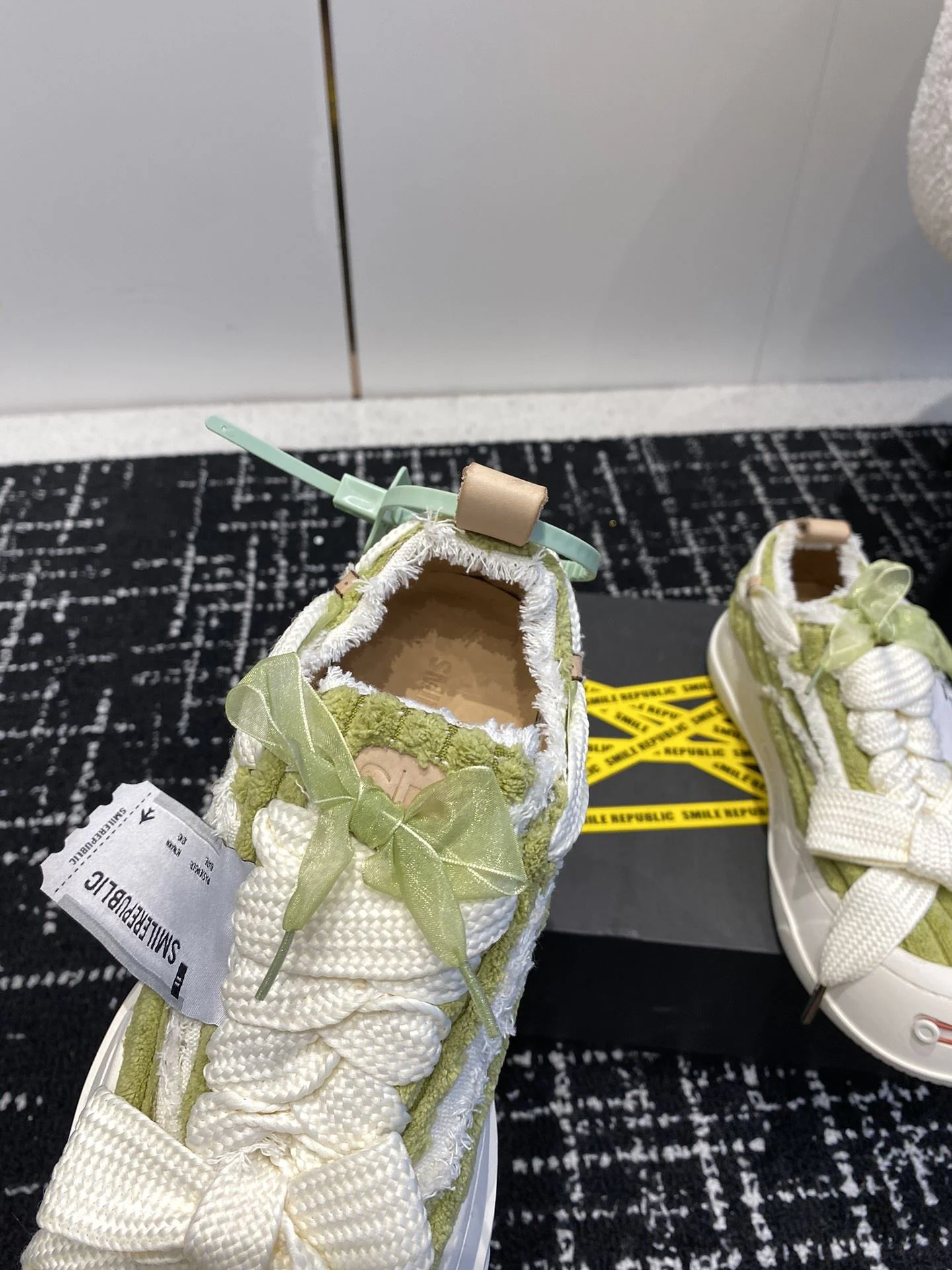 Casual Smilerepublic Shoes 7271