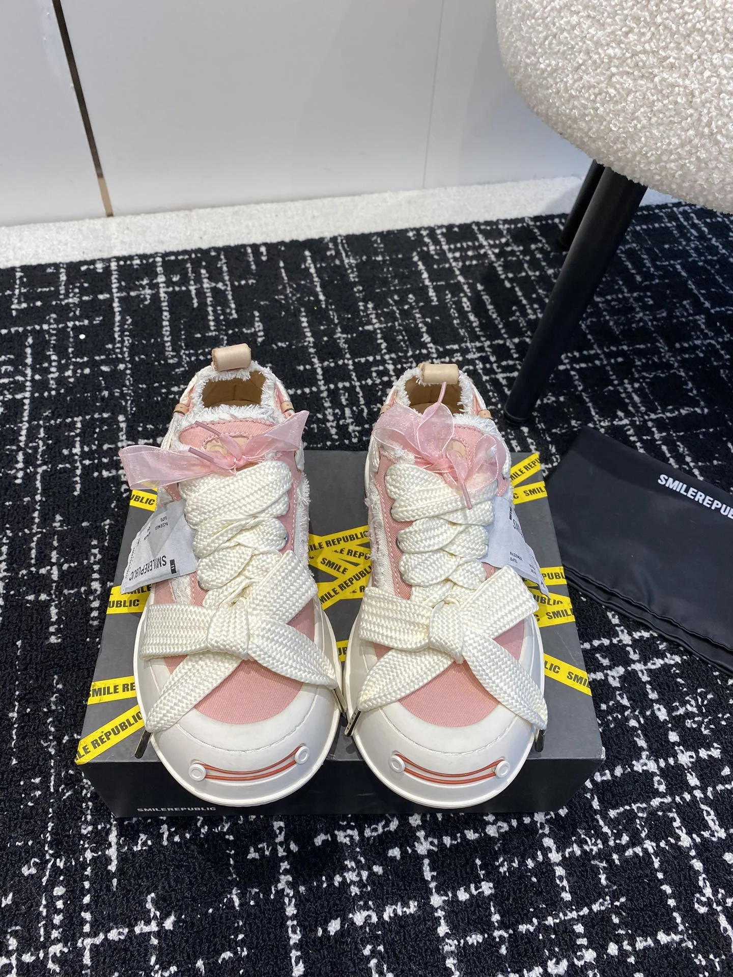 Versatile Smilerepublic Shoes 7297