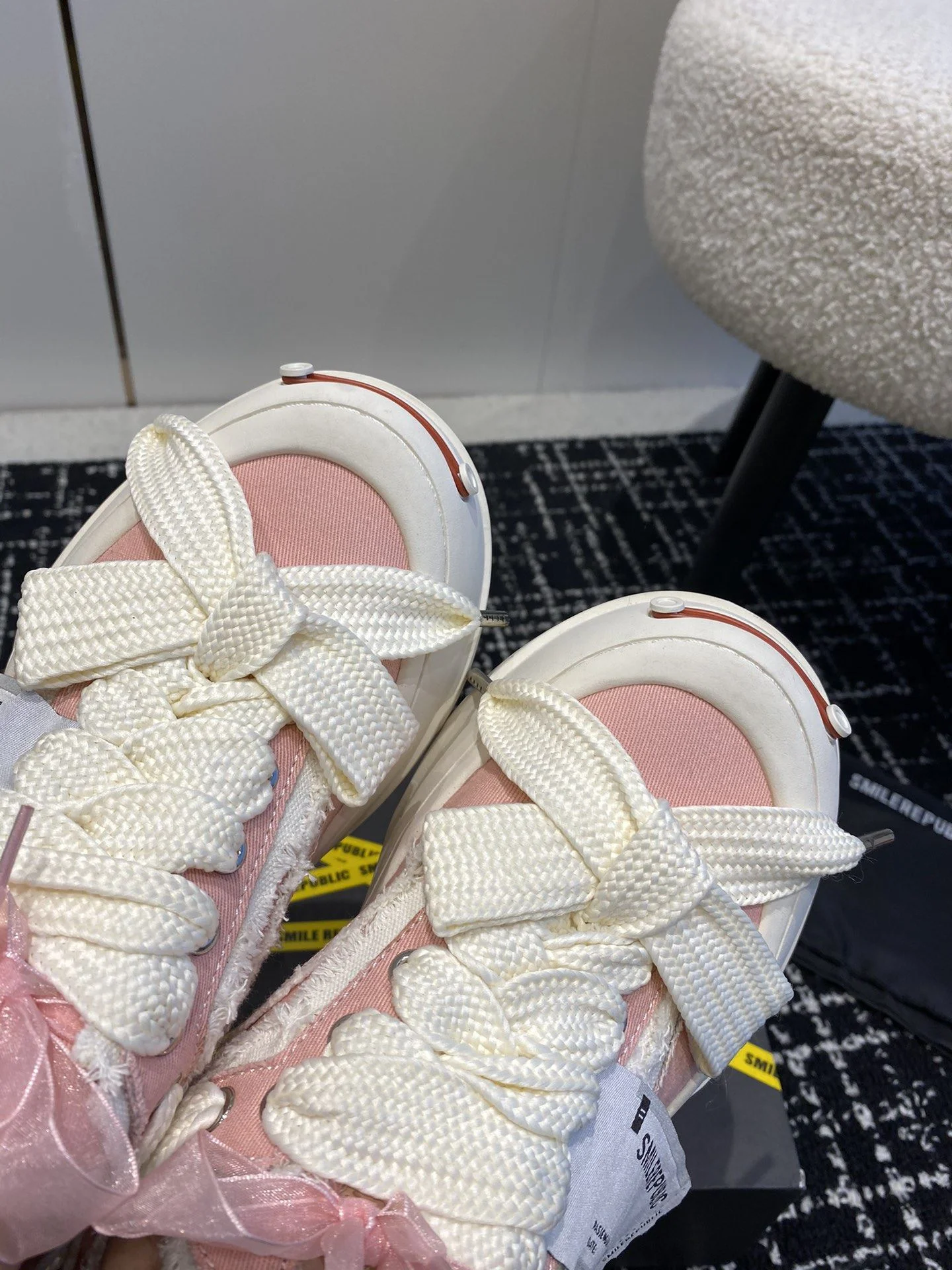 Versatile Smilerepublic Shoes 7297