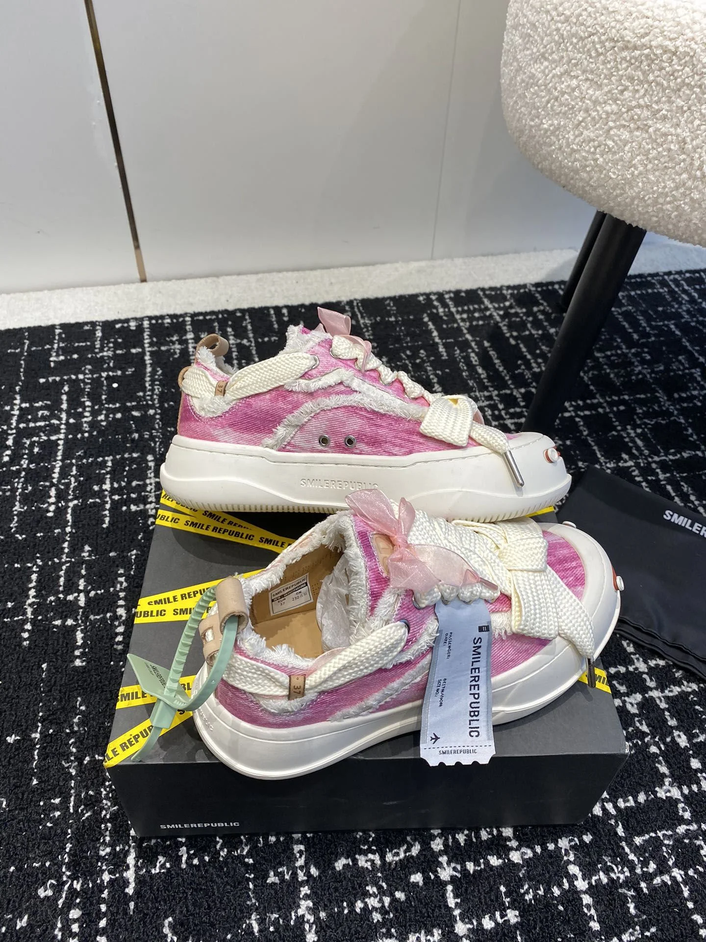 FlexibleFit Smilerepublic Shoes 7234