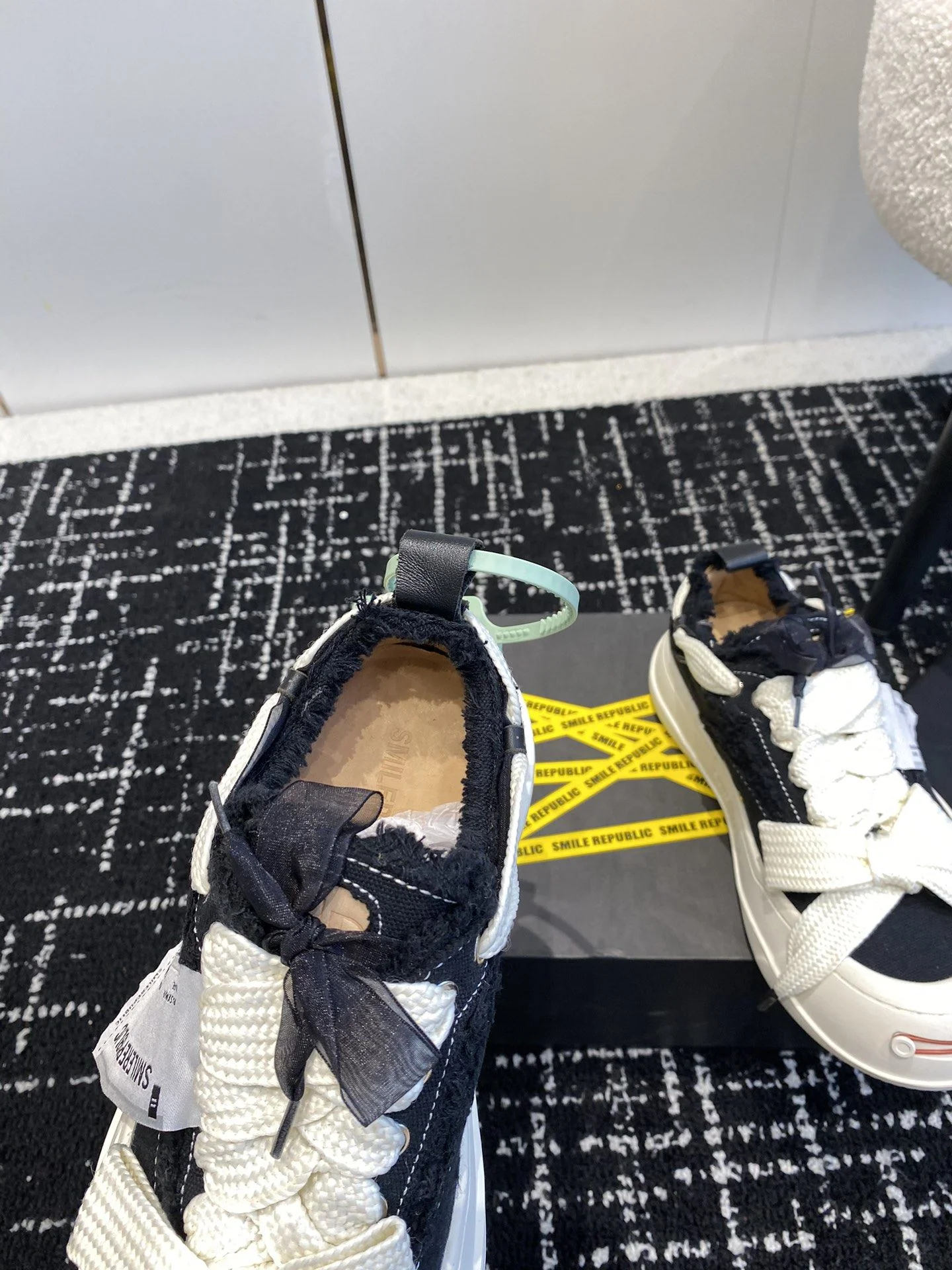 OdorResistant Smilerepublic Shoes 7226