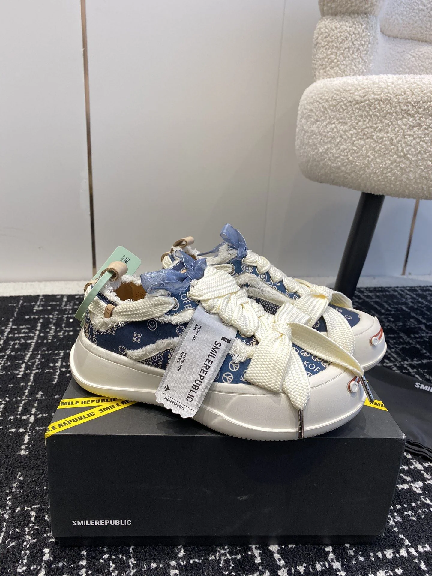 Snug Smilerepublic Shoes 7239