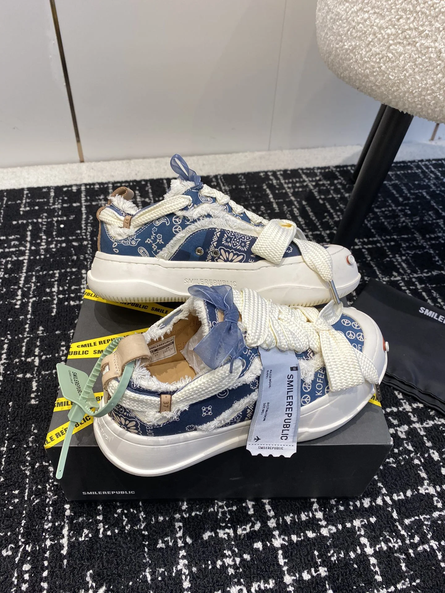 Snug Smilerepublic Shoes 7239